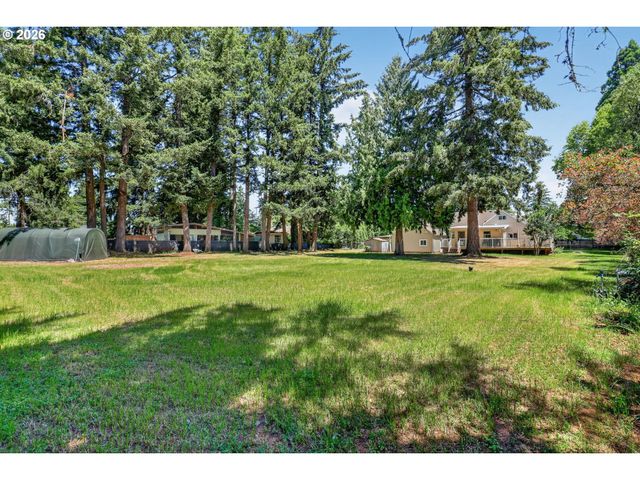 20071 HIGHWAY 213, Oregon City, OR 97045