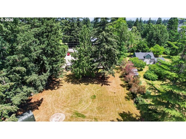 20071 HIGHWAY 213, Oregon City, OR 97045