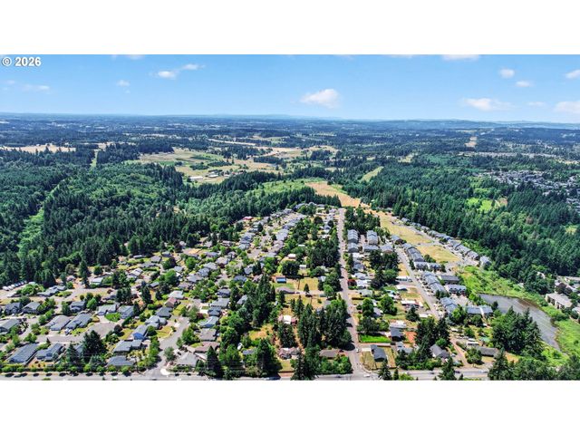20071 HIGHWAY 213, Oregon City, OR 97045