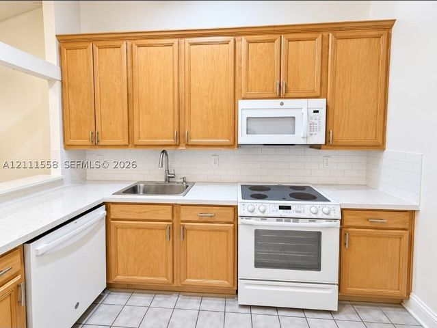 3652 NW 83rd Ln 3652, Sunrise, FL 33351
