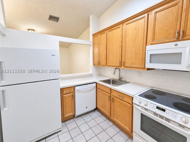 3652 NW 83rd Ln 3652, Sunrise, FL 33351