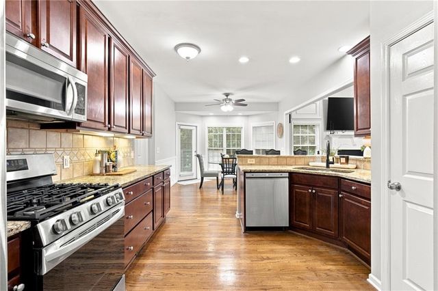 6034 Silver Lace Lane NW, Acworth, GA 30101