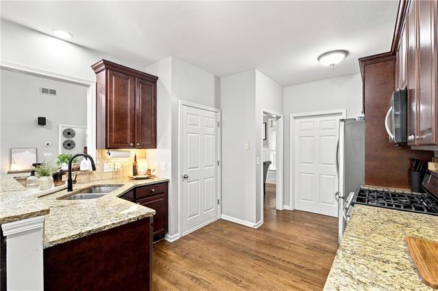 6034 Silver Lace Lane NW, Acworth, GA 30101