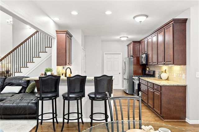 6034 Silver Lace Lane NW, Acworth, GA 30101