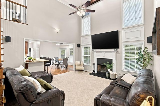 6034 Silver Lace Lane NW, Acworth, GA 30101