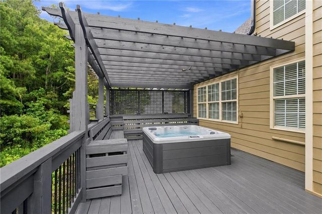 6034 Silver Lace Lane NW, Acworth, GA 30101