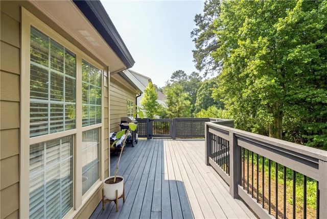 6034 Silver Lace Lane NW, Acworth, GA 30101