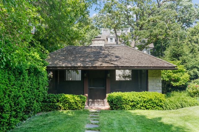 545 Sheridan Road, Winnetka, IL 60093