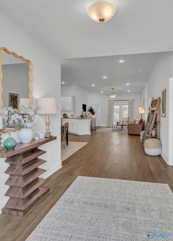 207 Rim Rock Circle, Huntsville, AL 35810