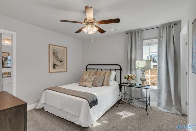 207 Rim Rock Circle, Huntsville, AL 35810