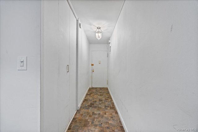 5700 Arlington Avenue 18V, Bronx, NY 10471