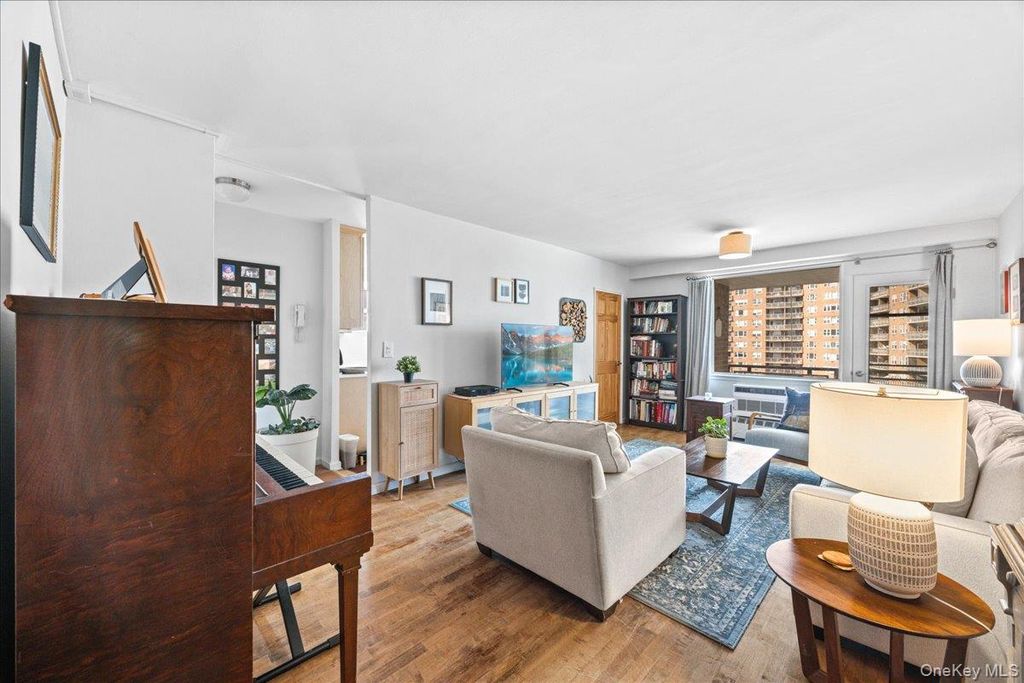5700 Arlington Avenue 18V, Bronx, NY 10471 — photo 3