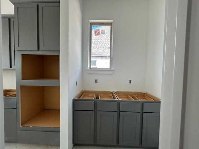 318 Legacy Point Drive, Sealy, TX 77474