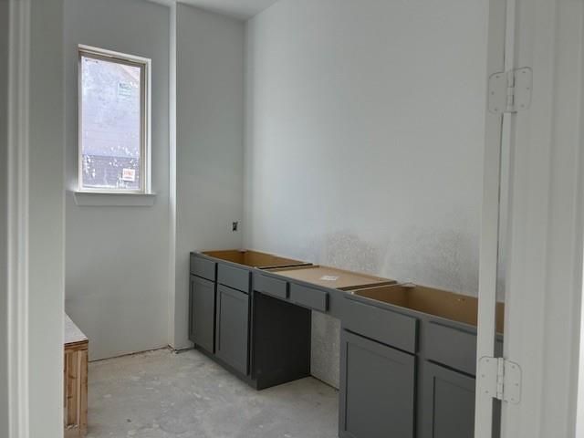 318 Legacy Point Drive, Sealy, TX 77474