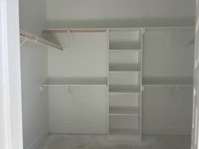 318 Legacy Point Drive, Sealy, TX 77474