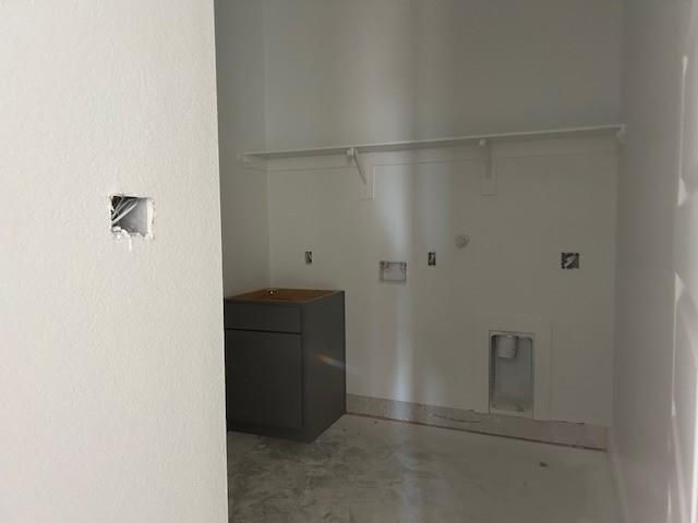 318 Legacy Point Drive, Sealy, TX 77474