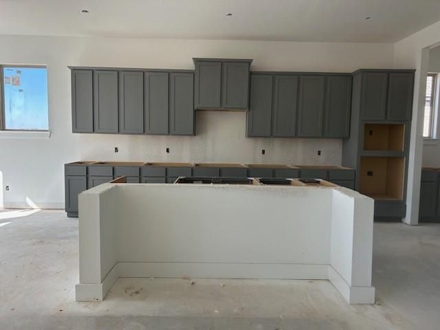 318 Legacy Point Drive, Sealy, TX 77474