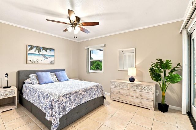 2198 HUTT COURT, Port Charlotte, FL 33952
