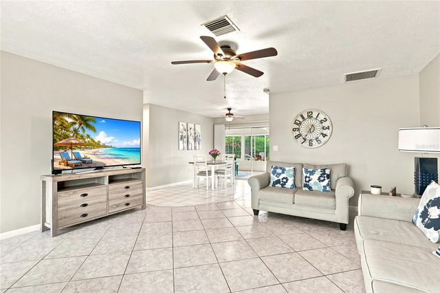 2198 HUTT COURT, Port Charlotte, FL 33952