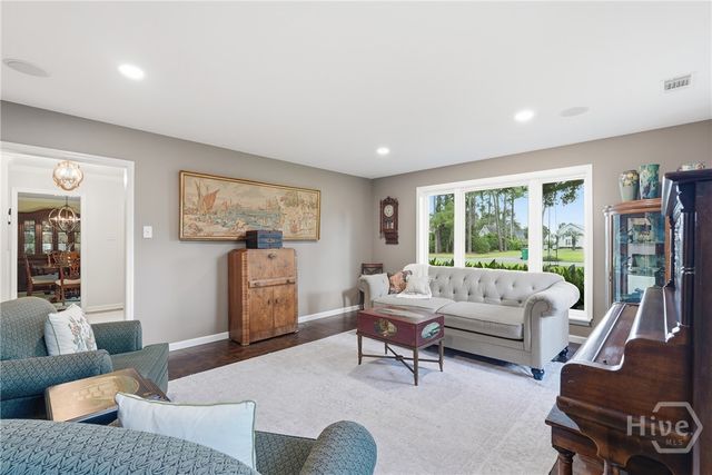 32 Falligant Avenue, Savannah, GA 31410