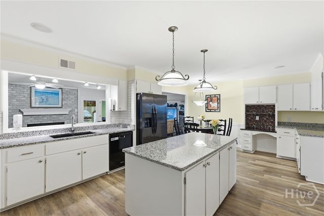 32 Falligant Avenue, Savannah, GA 31410