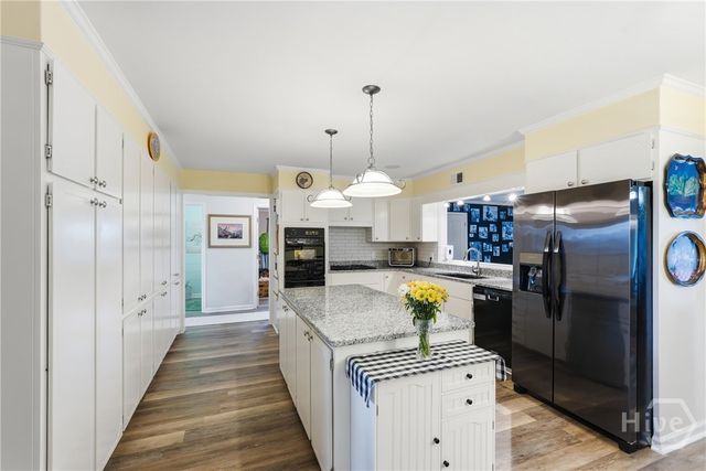 32 Falligant Avenue, Savannah, GA 31410