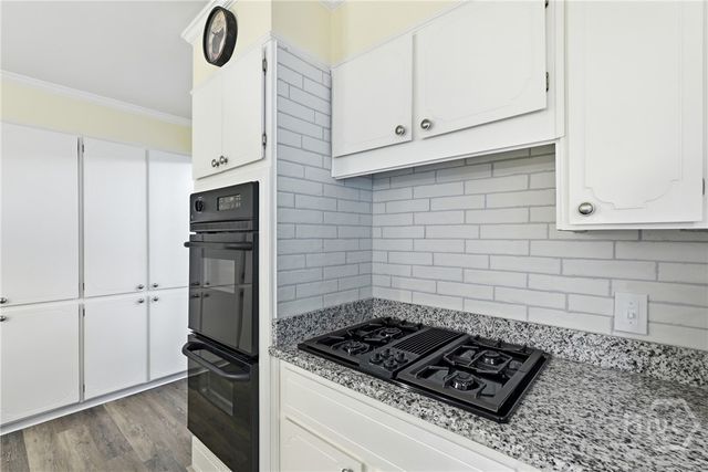 32 Falligant Avenue, Savannah, GA 31410