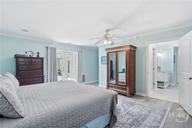 32 Falligant Avenue, Savannah, GA 31410