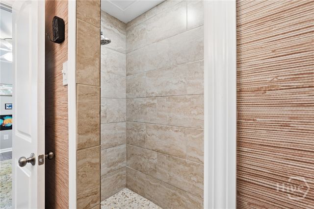 32 Falligant Avenue, Savannah, GA 31410
