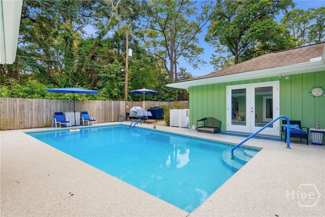 32 Falligant Avenue, Savannah, GA 31410