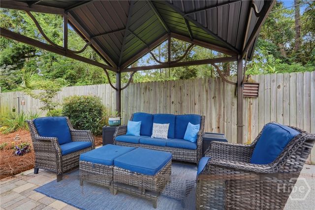 32 Falligant Avenue, Savannah, GA 31410