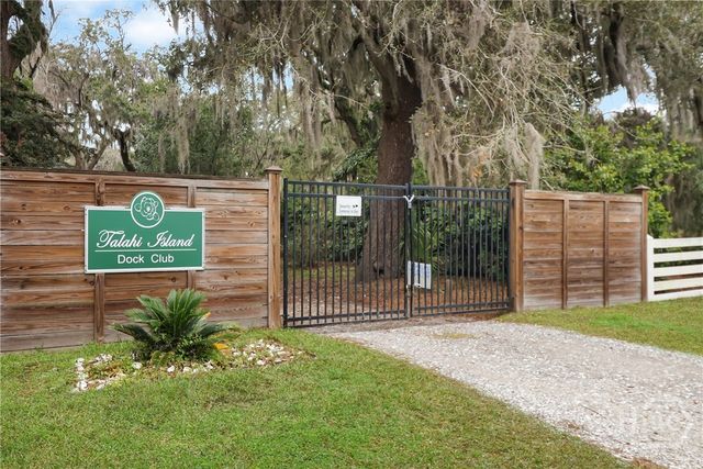 32 Falligant Avenue, Savannah, GA 31410