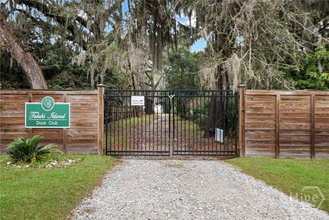 32 Falligant Avenue, Savannah, GA 31410