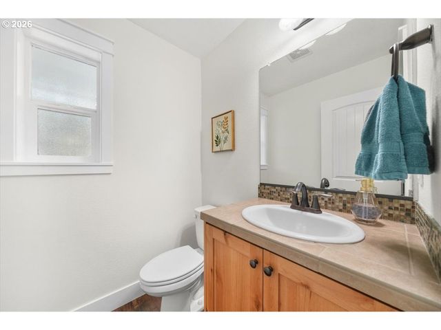 847 CROUCHEN St, Salem, OR 97304