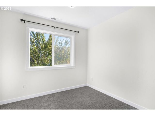 847 CROUCHEN St, Salem, OR 97304