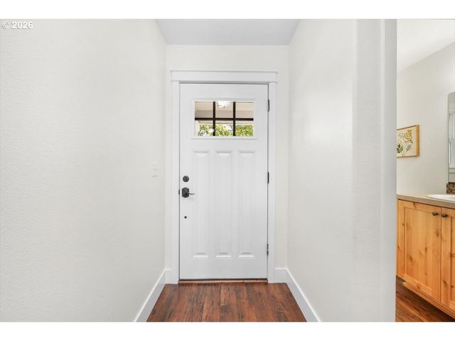847 CROUCHEN St, Salem, OR 97304