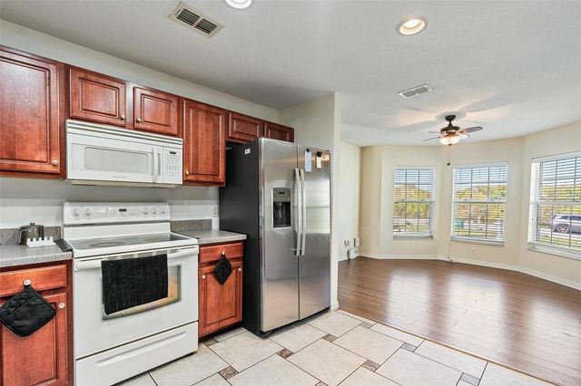 311 MORNINGVIEW DRIVE, Eustis, FL 32726