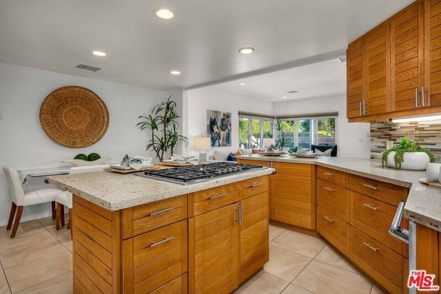 2016 Ashland Avenue, Santa Monica, CA 90405