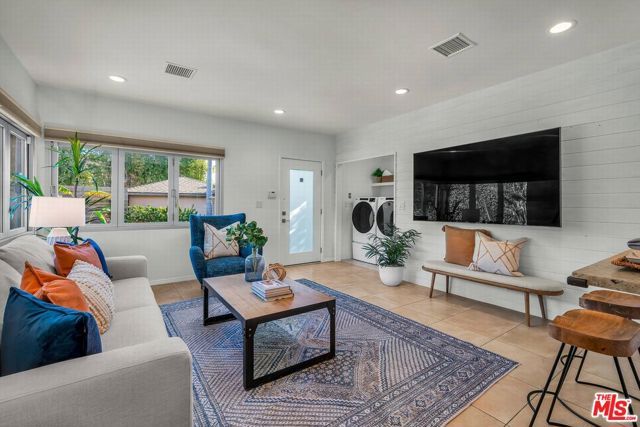 2016 Ashland Avenue, Santa Monica, CA 90405