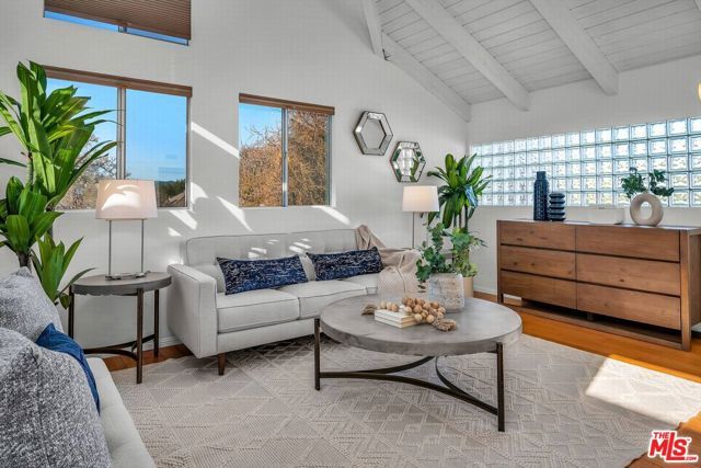 2016 Ashland Avenue, Santa Monica, CA 90405