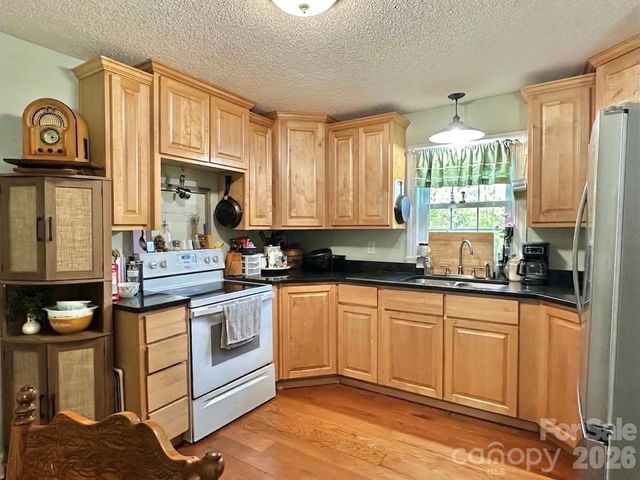 393 Mountain View Drive, Morganton, NC 28655