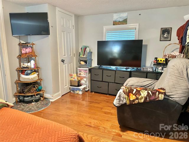 393 Mountain View Drive, Morganton, NC 28655