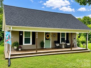 393 Mountain View Drive, Morganton, NC 28655