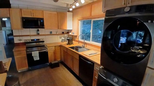 191 High, Brookdale, CA 95007