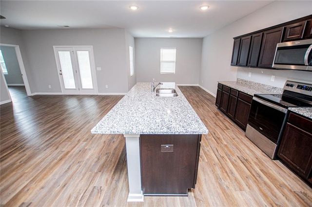 70 Cottontail Lane, Villa Rica, GA 30180