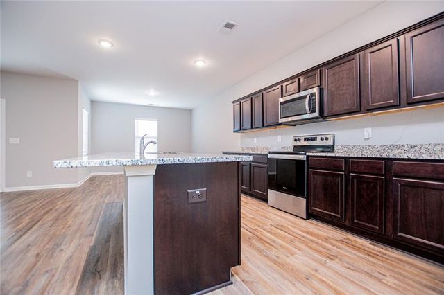70 Cottontail Lane, Villa Rica, GA 30180