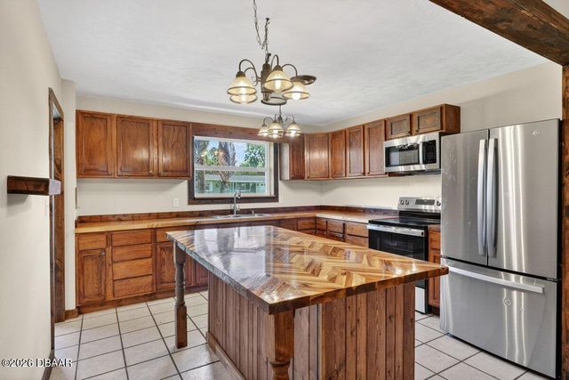 690 Westward Circle, Holly Hill, FL 32117