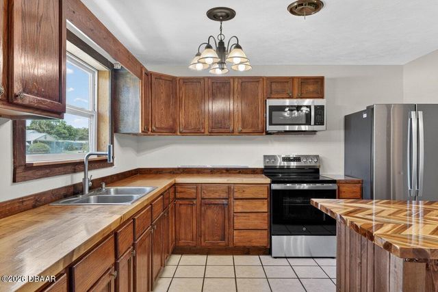 690 Westward Circle, Holly Hill, FL 32117