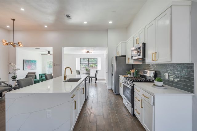 5607 Emrose Circle, Dallas, TX 75227