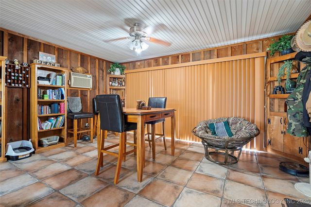 656 Evergreen Street, Lone Grove, OK 73443